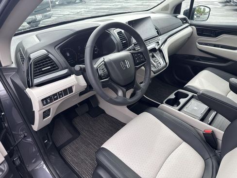 Certified 2026 Honda Odyssey Elite image 13