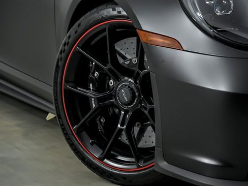 Used 2022 Porsche 911 GT3 RWD image 4