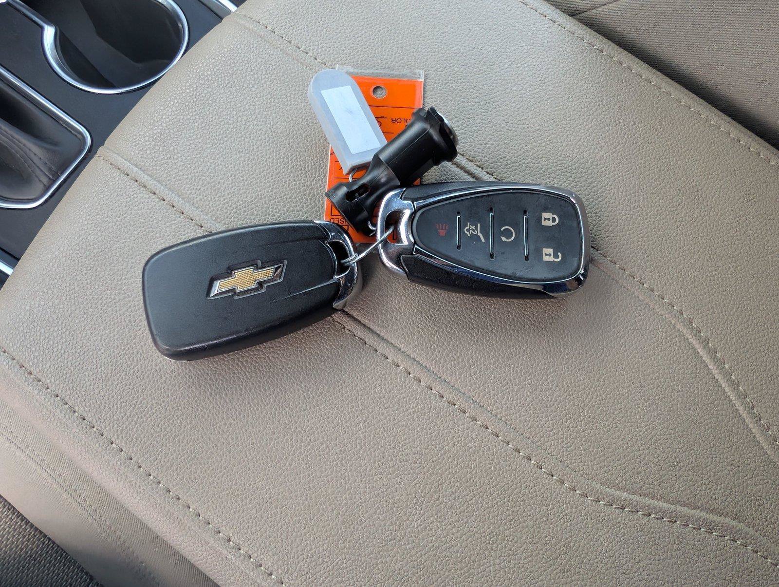 Used 2023 Chevrolet Traverse LT FWD image 27
