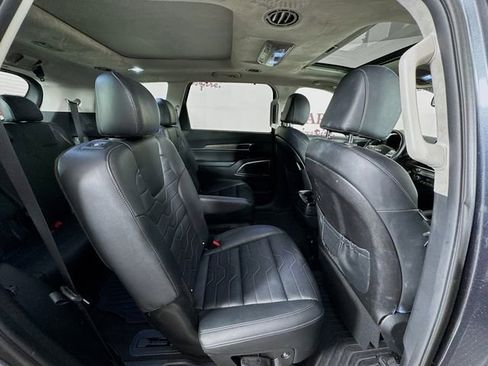 Used 2022 Kia Telluride SX w/ SX Prestige Package image 34