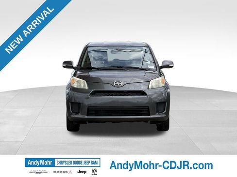 Used 2010 Scion xD image 2