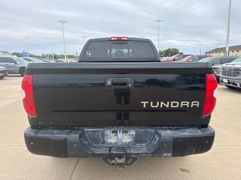 Used 2017 Toyota Tundra SR5 w/ TRD Off Road Package AWD/4WD image 4