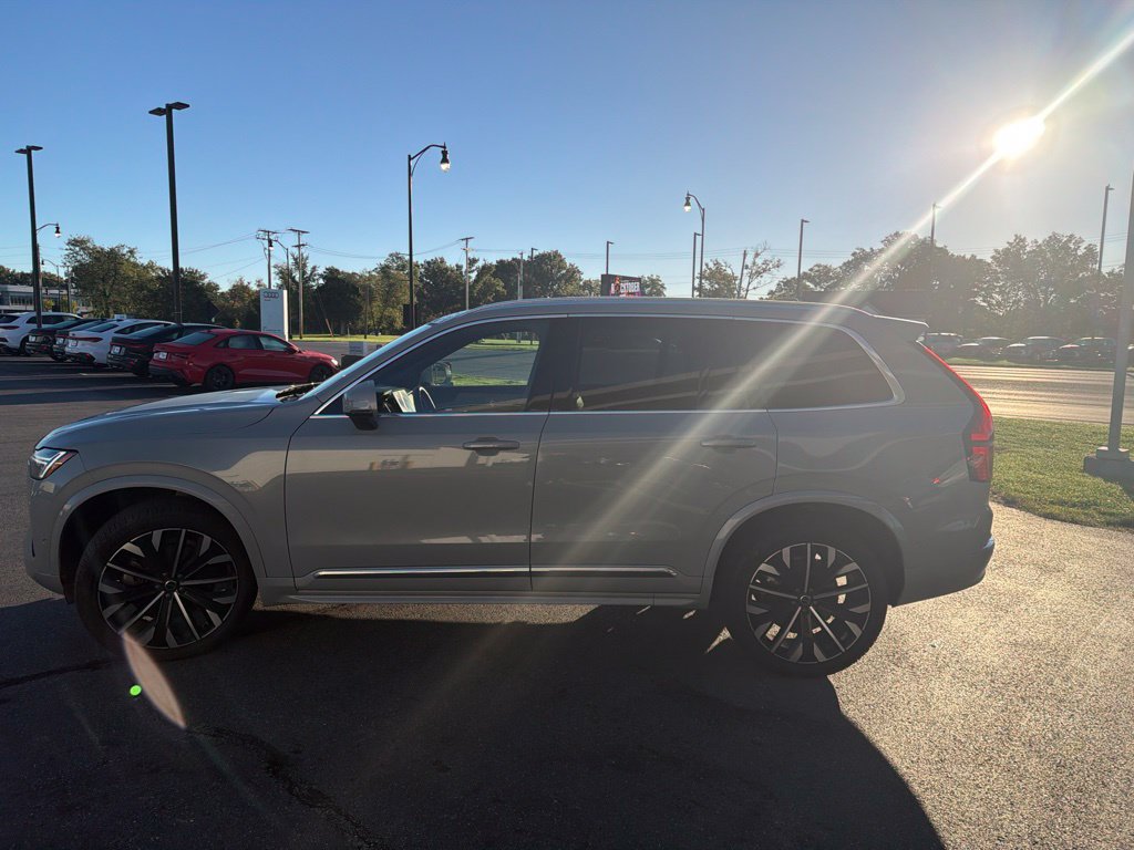 Used 2026 Volvo XC90 B6 Plus AWD/4WD image 6