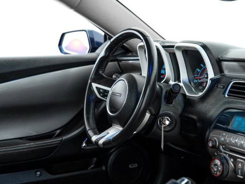 Used 2010 Chevrolet Camaro SS w/ RS Package RWD image 11