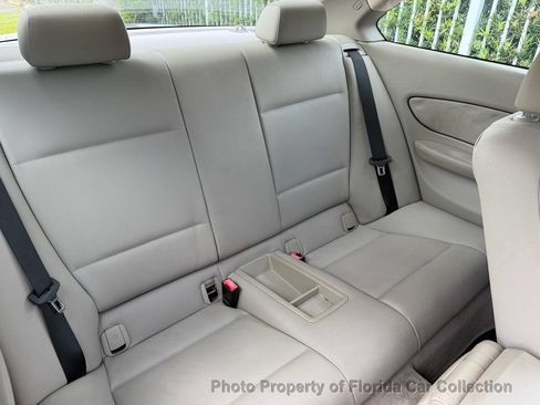 Used 2009 BMW 128i Coupe RWD image 12