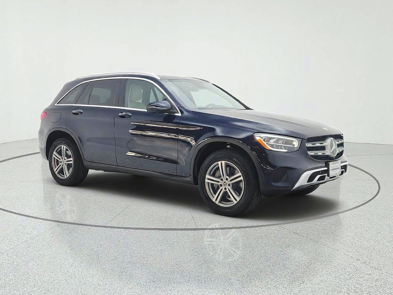 Certified 2022 Mercedes-Benz GLC 300 4MATIC w/ Premium Package Lite image 3