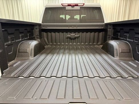New 2026 Chevrolet Silverado 1500 High Country AWD/4WD image 10