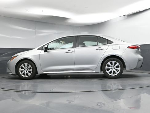 Certified 2024 Toyota Corolla LE image 29