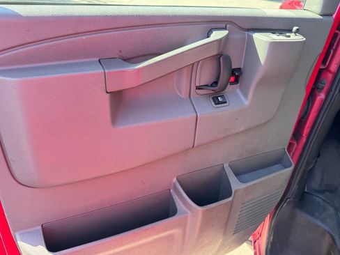 Used 2021 Chevrolet Express 2500 2500 3dr Cargo Van w/ Driver Convenience Package image 12