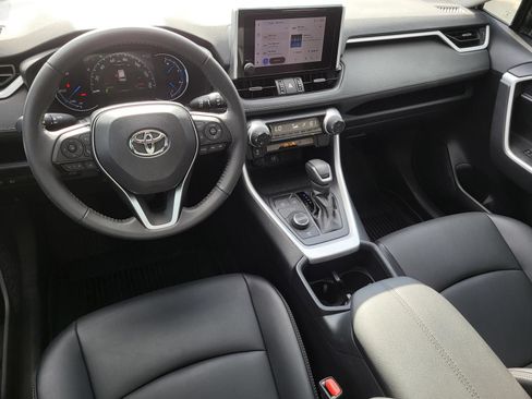 Used 2024 Toyota RAV4 XLE Premium AWD/4WD image 18