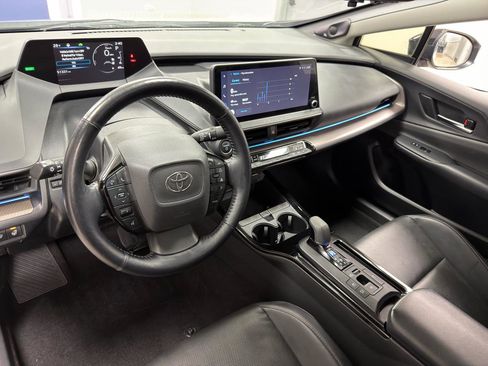 Used 2023 Toyota Prius Limited w/ Limited Premium Package image 27