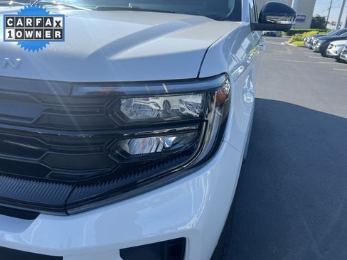 Used 2025 Ford Expedition Max Active AWD/4WD image 6
