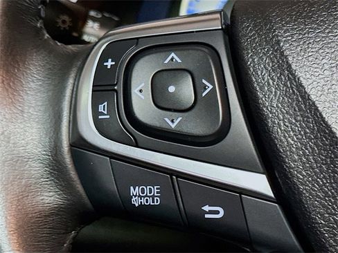 Used 2016 Toyota Camry SE image 35