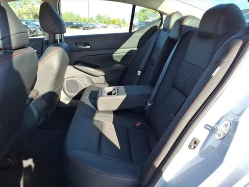New 2025 Nissan Altima 2.5 SR image 37