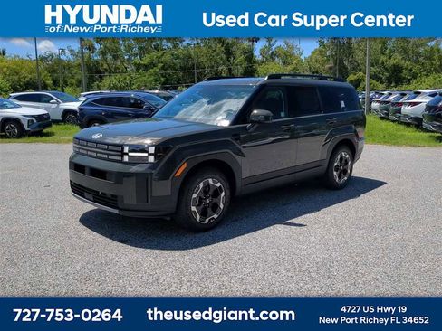 New 2026 Hyundai Santa Fe SEL image 2