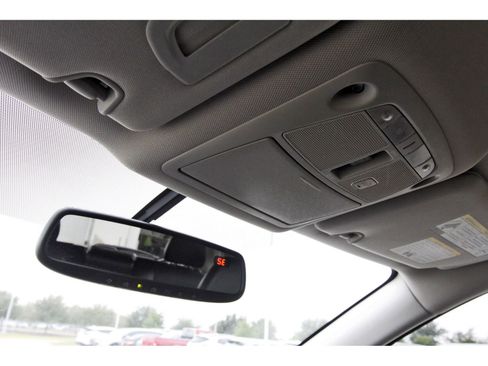 Used 2016 Nissan Rogue SL w/ SL Premium Package image 24