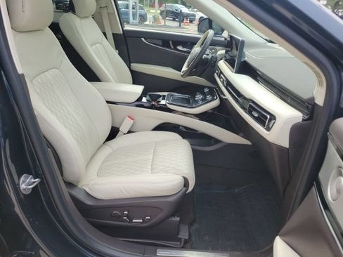 Used 2023 Lincoln Nautilus Black Label AWD/4WD image 28
