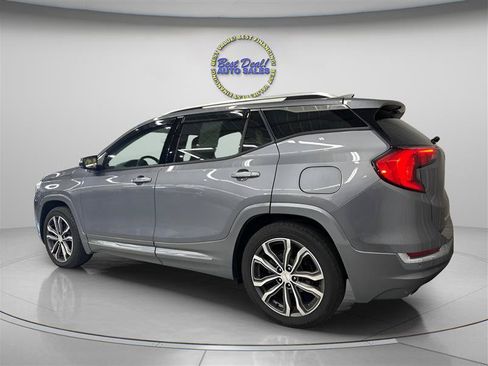 Used 2018 GMC Terrain Denali w/ Advanced Safety Package AWD/4WD image 3