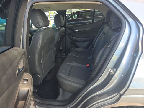 Used 2023 Buick Encore GX Select w/ Sport Touring Package FWD image 14