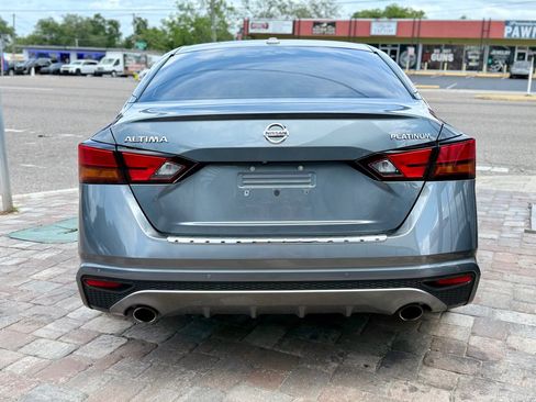 Used 2019 Nissan Altima 2.5 Platinum FWD image 7