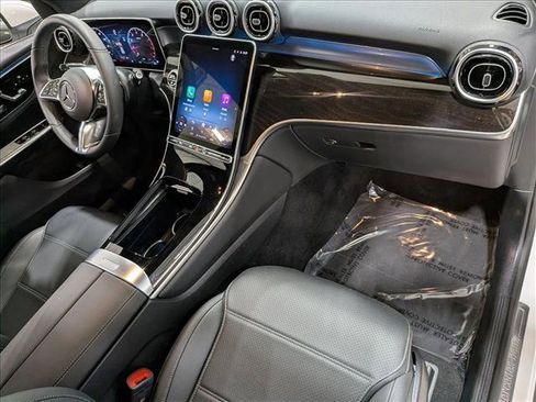 Used 2026 Mercedes-Benz GLC 300 image 21