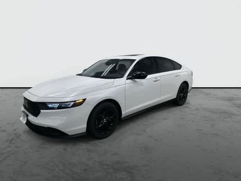 Certified 2025 Honda Accord SE image 8