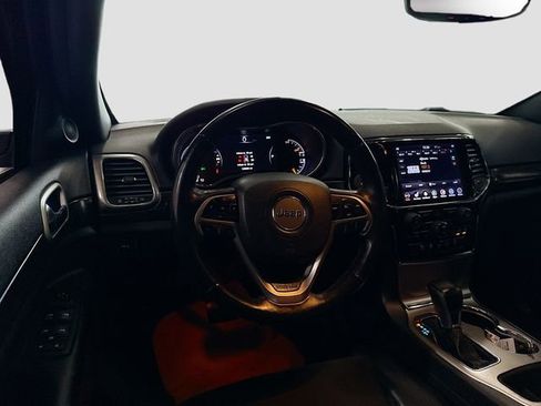 Used 2019 Jeep Grand Cherokee Altitude image 22