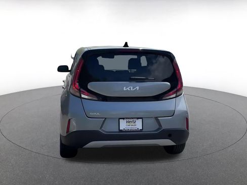 Used 2025 Kia Soul LX w/ LX Technology Package image 11