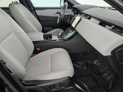 Used 2024 Land Rover Range Rover Velar Dynamic SE image 3