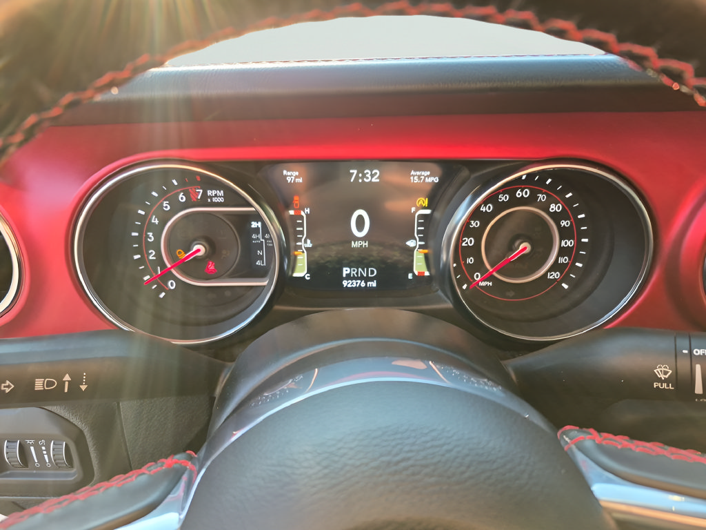 Used 2021 Jeep Gladiator Rubicon AWD/4WD image 23