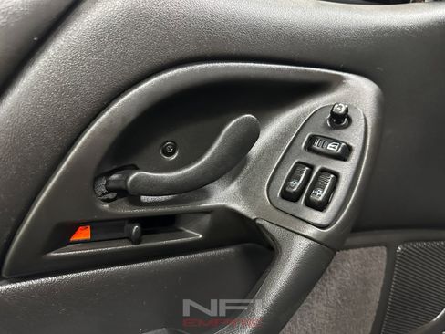 Used 2002 Chevrolet Camaro Z28 image 40