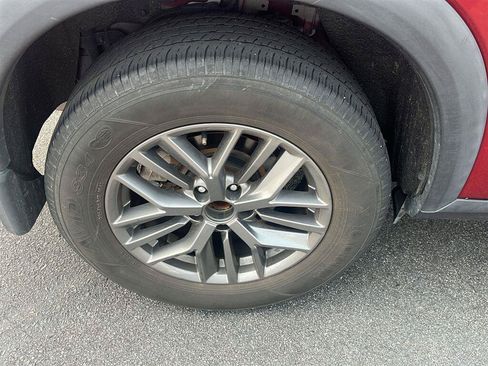 Used 2021 Nissan Rogue S FWD image 5