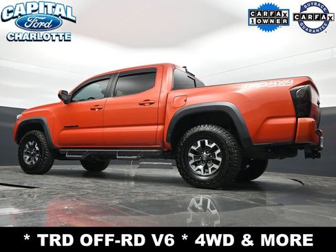 Used 2018 Toyota Tacoma TRD Off-Road w/ Technology Package AWD/4WD image 23