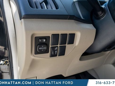 Used 2013 Toyota Prius Three FWD image 18
