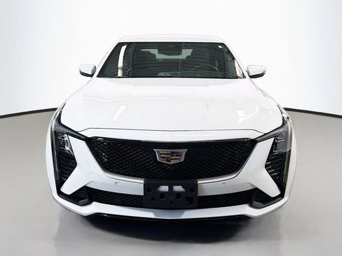 Used 2025 Cadillac CT5 V AWD/4WD image 2