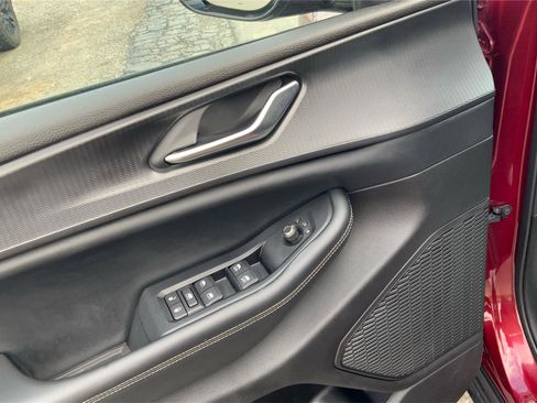 Used 2023 Jeep Grand Cherokee L Laredo image 21