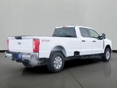 Certified 2024 Ford F350 XLT w/ FX4 Off-Road Package image 3