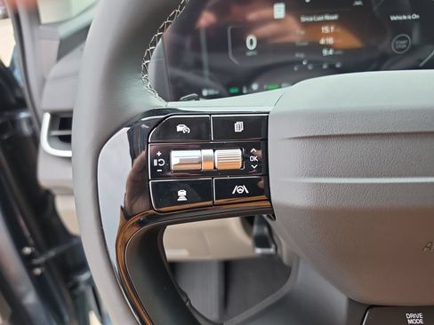 New 2027 Kia Carnival SX FWD image 32