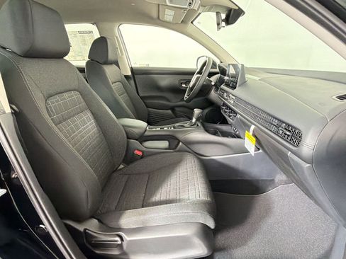New 2026 Honda HR-V LX image 29