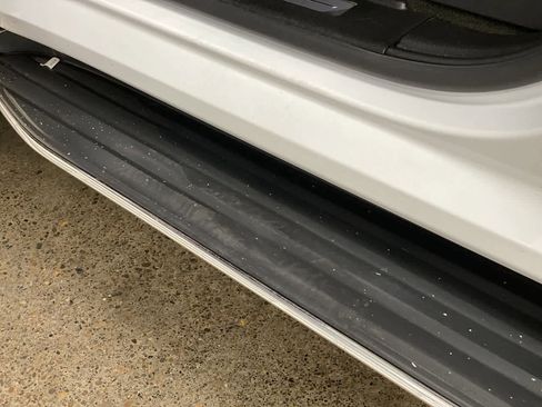 Used 2018 GMC Yukon SLT w/ Open Road Package image 39