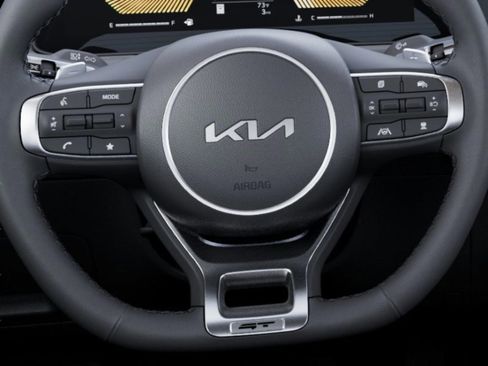 New 2026 Kia K5 GT FWD image 18