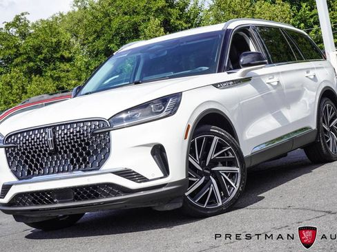 Used 2025 Lincoln Aviator Reserve w/ Equipment Group 201A AWD/4WD image 8