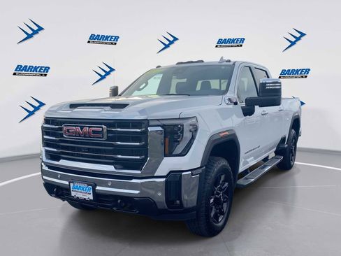 Used 2025 GMC Sierra 2500 SLT image 1