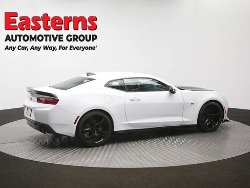 Used 2018 Chevrolet Camaro LT RWD image 40