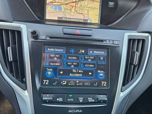 Used 2015 Acura TLX V6 w/ Technology Package FWD image 13