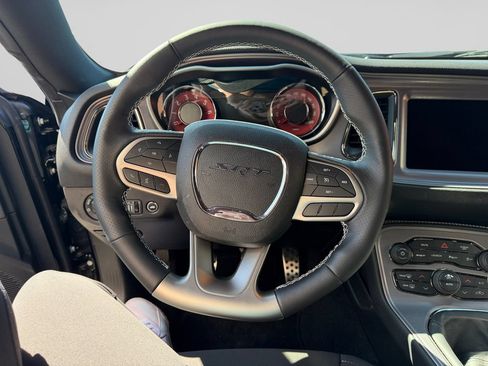 Used 2023 Dodge Challenger SRT Hellcat RWD image 13