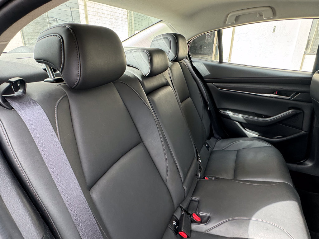 Used 2024 MAZDA MAZDA3 s FWD image 16