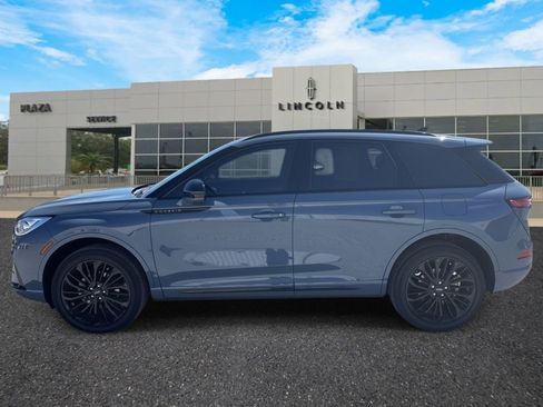 Used 2026 Lincoln Corsair Reserve w/ Jet Appearance Package image 6