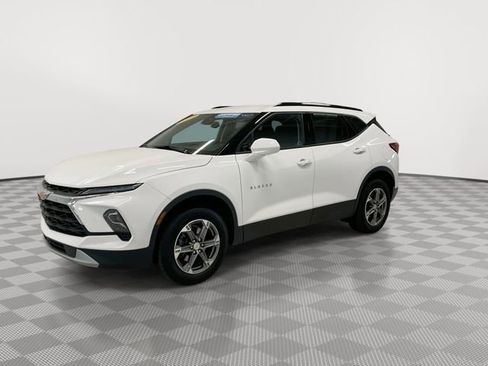 Certified 2023 Chevrolet Blazer LT w/ Convenience Package image 5