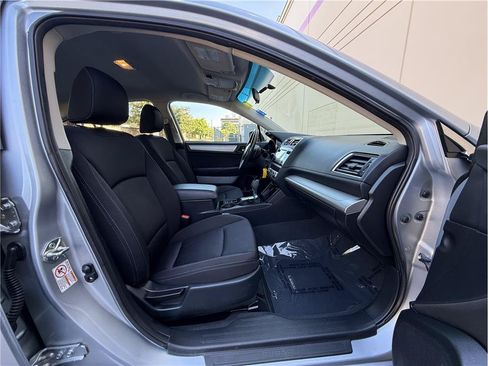 Used 2015 Subaru Legacy 2.5i Premium AWD/4WD image 13